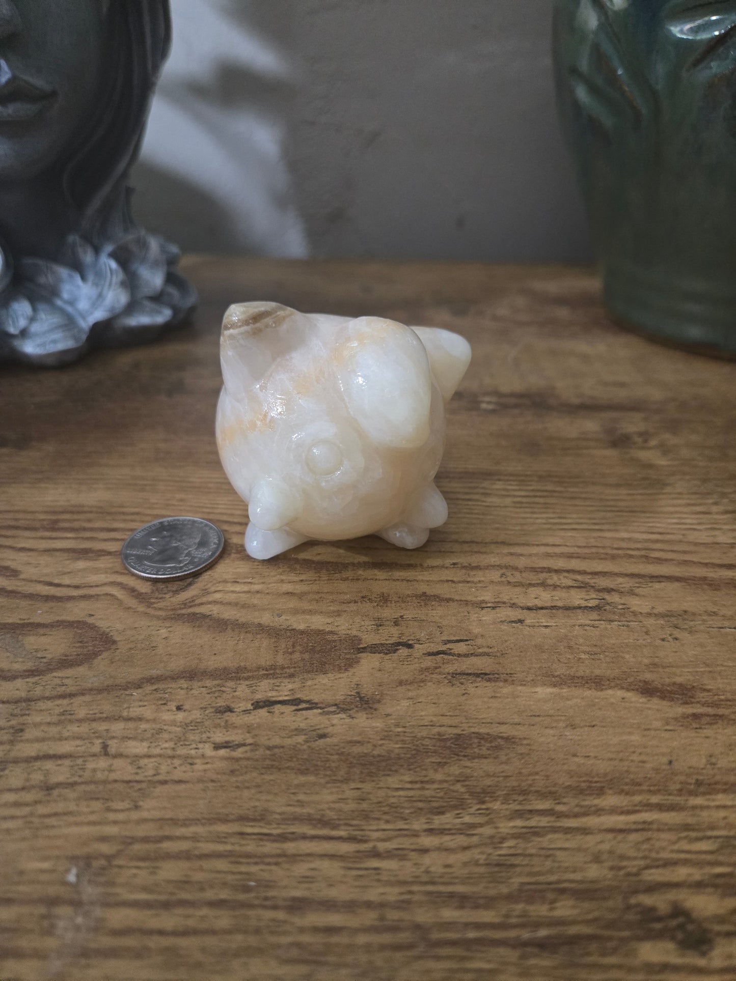 Agate Jiggly Puff Carving