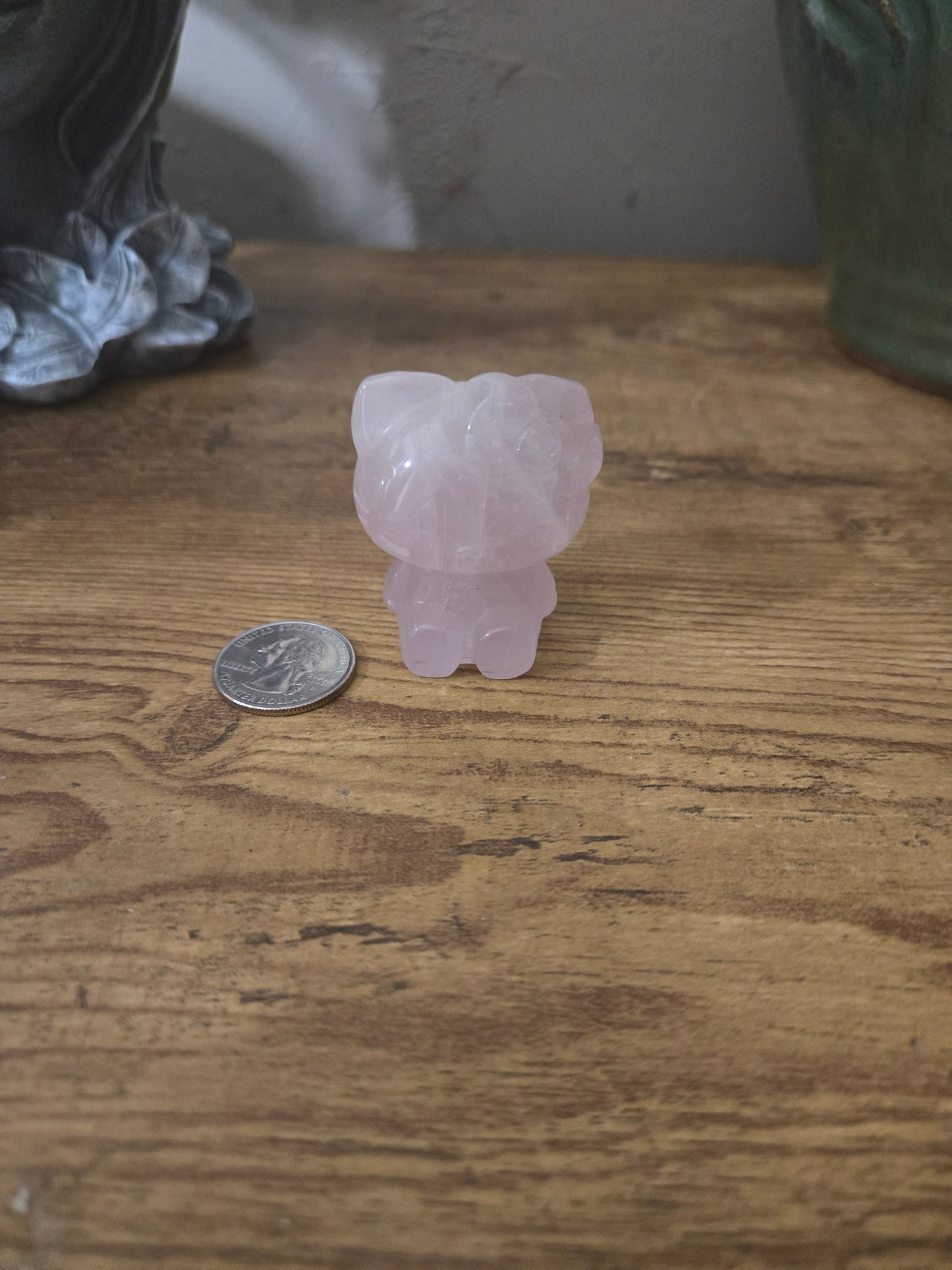 Rose Quartz Hello Kitty Carving