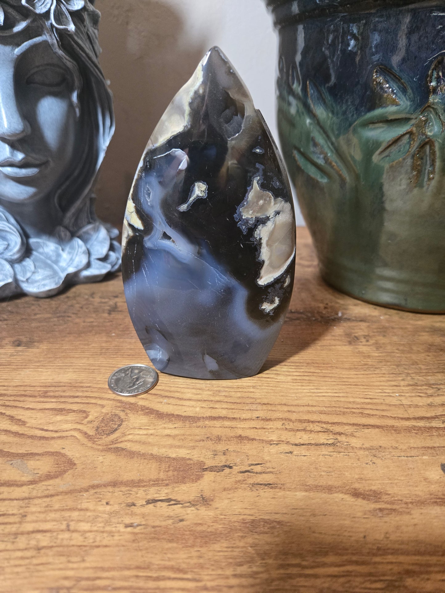 Volcano Agate Flame Point Carving